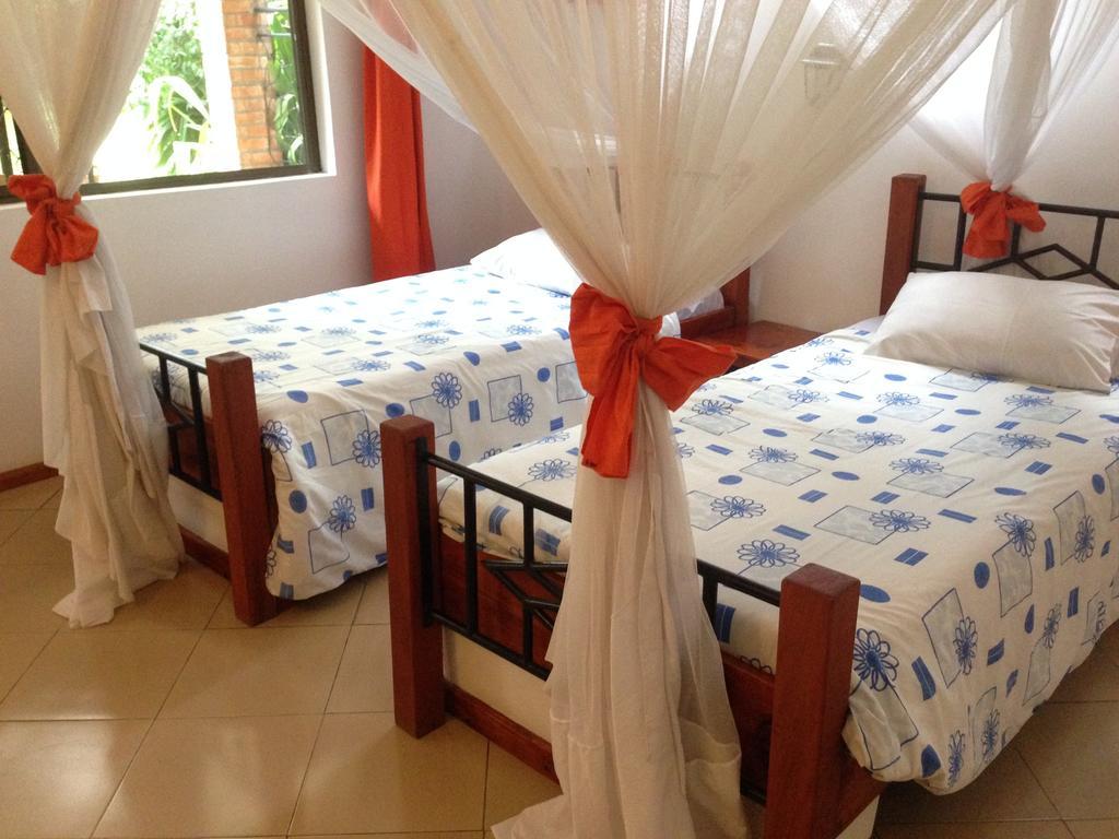 Outpost Lodge أروشا الغرفة الصورة